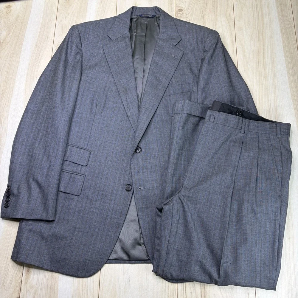 Brooks Brothers Golden Fleece Herringbone Pinstripe Gray Suit Mens 43R 40x28